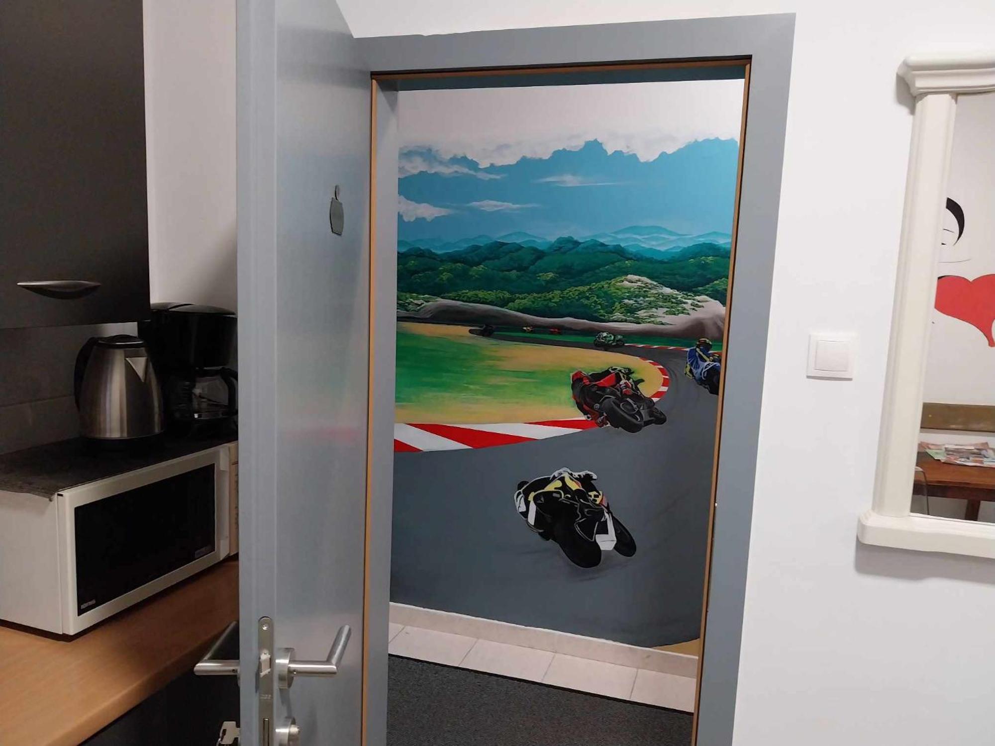 AUTOMOTODROM GROBNIK - Apartments&Rooms Skejić Čavle Buitenkant foto